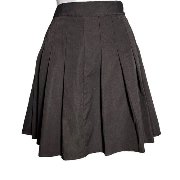 Shein Woman Ladies Black Pleated Cheerleader Mini Skirt Back Zip Closure Size Me - Picture 2 of 7